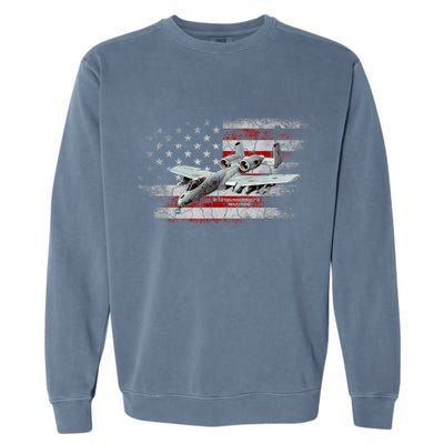 US Military Jet A10 Warthog US Warplane Fighter Jet Vintage Garment-Dyed Sweatshirt