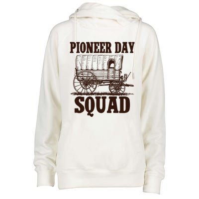 Utah Pioneer Day Squad Cool Gift Womens Funnel Neck Pullover Hood