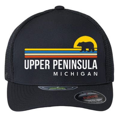 Upper Peninsula Michigan Mi Bear Vintage Retro Souvenirs Flexfit Unipanel Trucker Cap