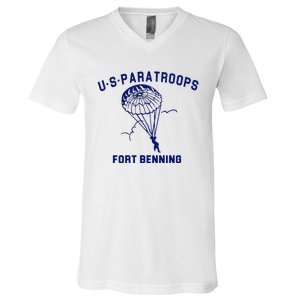 US Paratroops Paratroopers Fort Benning WW2 V-Neck T-Shirt