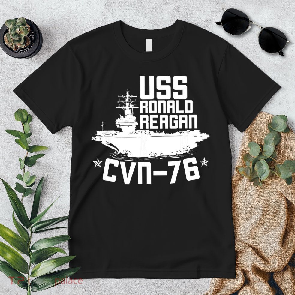 Uss Ronald Regan Cvn76 Aircraft Carrier For A Veteran Premium T-Shirt