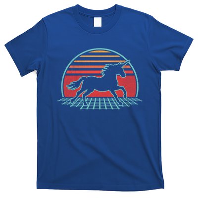 Unicorn Retro Vintage 80s Style Horse Lover Gift Cool Gift T-Shirt