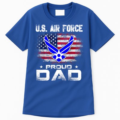 U S Airforce Proud Dad With American Flag Funny Gift Veteran Great Gift Tall T-Shirt