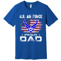 U S Airforce Proud Dad With American Flag Funny Gift Veteran Great Gift Premium T-Shirt