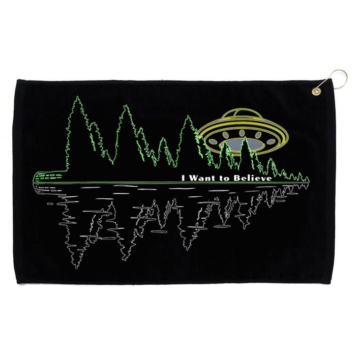 UFO UAP I Want To Believe Aliens Exist Flying Saucer Grommeted Golf Towel