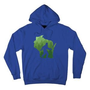 Unique Wisconsin Bigfoot Hunter Gift Sasquatch Hunting Cool Gift Tall Hoodie