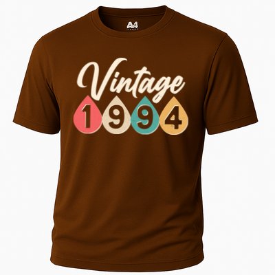 Vintage 1994 30th Birthday Retro Teardrop Design Performance Shirt