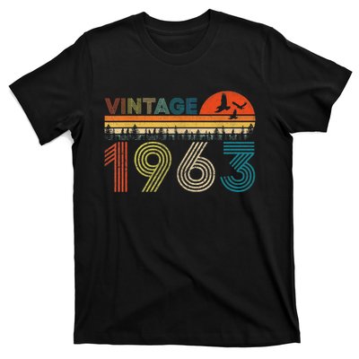 Vintage 1963 60 Years Old 60th Birthday Gifts For M.e.n WoM.e.n T-Shirt