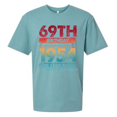 Vintage 1954 69 Year Old Gifts Limited Edition 69th Birthday Sueded Cloud Jersey T-Shirt