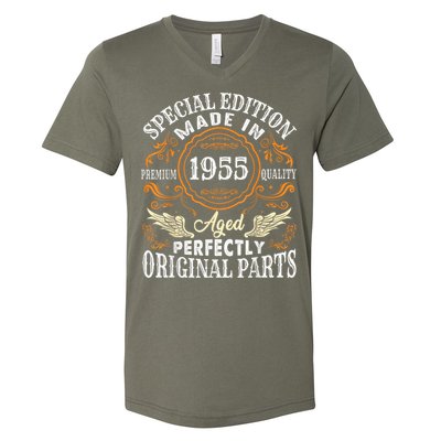 Vintage 1955 70th Birthday 70 Years Old V-Neck T-Shirt