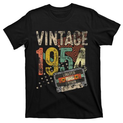 Vintage 1954 70th Birthday Gifts 70 Year Old T-Shirt