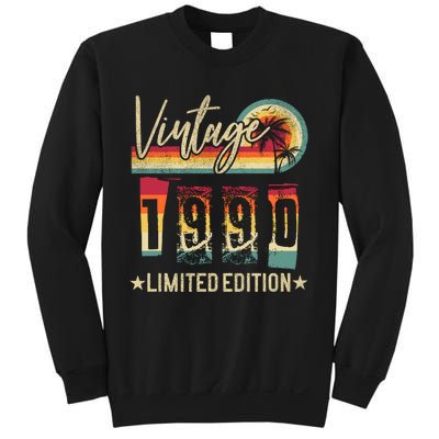 Vintage 1990 Birthday Gift Limited Edition Funny And Cool Family Gift Sweatshirt