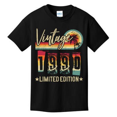 Vintage 1990 Birthday Gift Limited Edition Funny And Cool Family Gift Kids T-Shirt