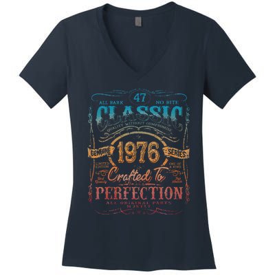 Vintage 1976 Limited Edition 47 Year Old 47th Birthday Women's V-Neck T-Shirt