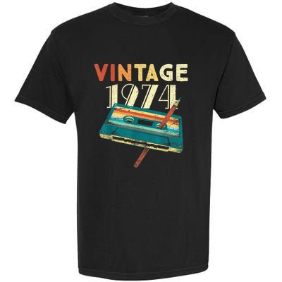 Vintage 1974 Music Cassette 49th Birthday Present Gifts 49 Years Old Garment-Dyed Heavyweight T-Shirt