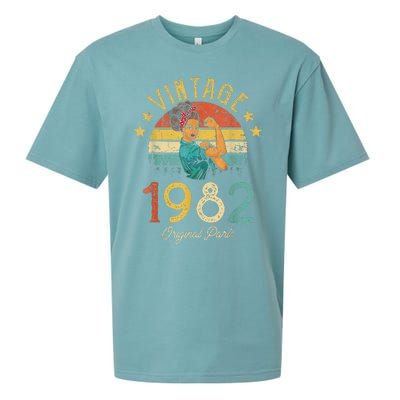 Vintage 1982 Made In 1982 41th Birthday 41 Years Old Gift Sueded Cloud Jersey T-Shirt