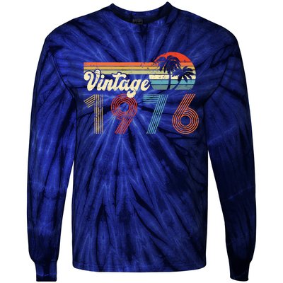 Vintage 1976 Made In 1976 46th Birthday Gift 46 Year Old Tie-Dye Long Sleeve Shirt