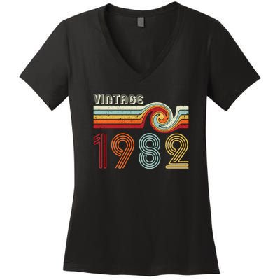 Vintage 1982 Retro Birthday Gift Women's V-Neck T-Shirt