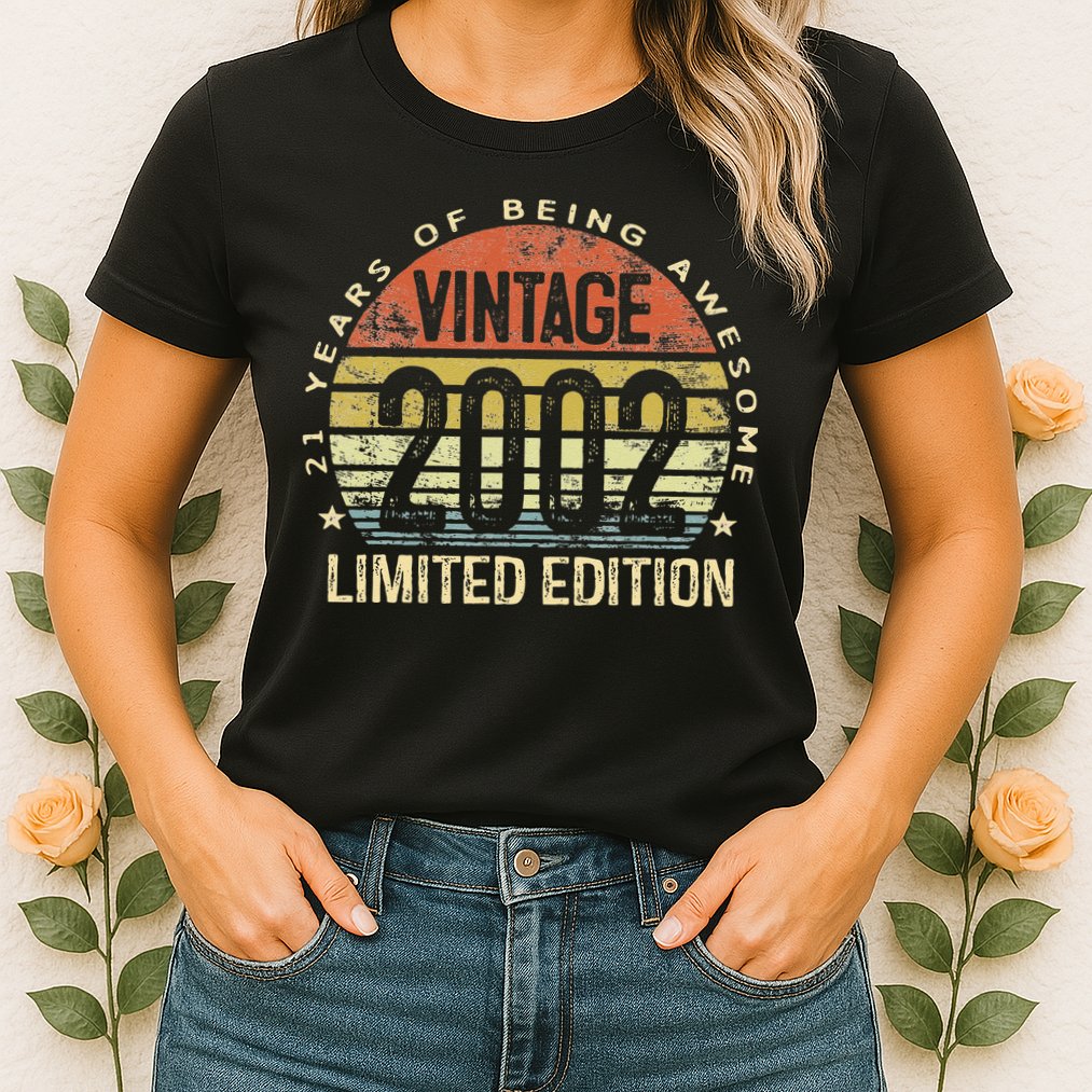 Vintage 2002 Limited Edition 21 Year Old Gifts 21st Birthday Womens T-Shirt