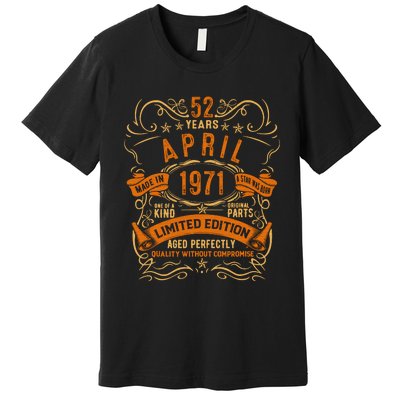 Vintage 52th Birthday April 1971 Birthday Premium T-Shirt