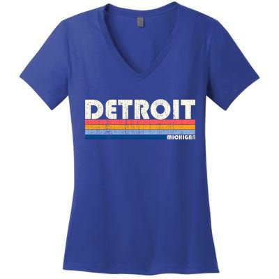 Vintage 70s 80s Style Detroit Mi Great Gift Women's V-Neck T-Shirt