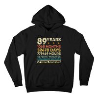 Vintage 89th Birthday Gift 89 Years Old 1068 Months Hoodie