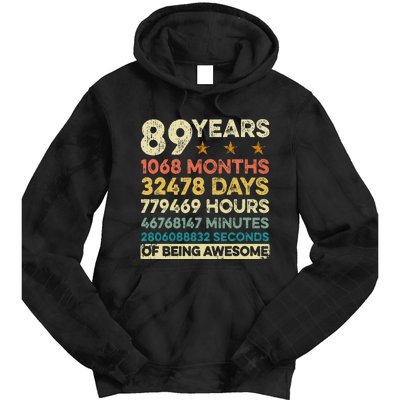 Vintage 89th Birthday Gift 89 Years Old 1068 Months Tie Dye Hoodie