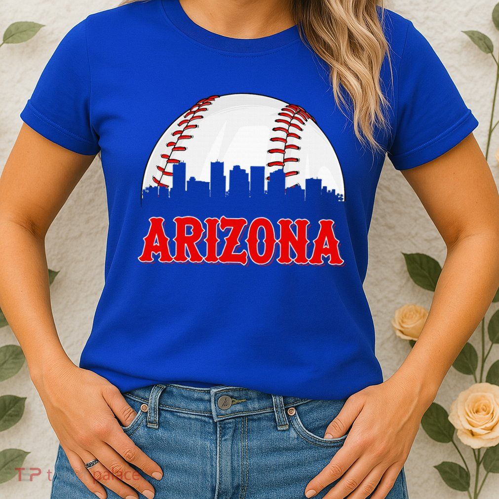 Vintage Arizona Baseball Player And Fans Womens T-Shirt