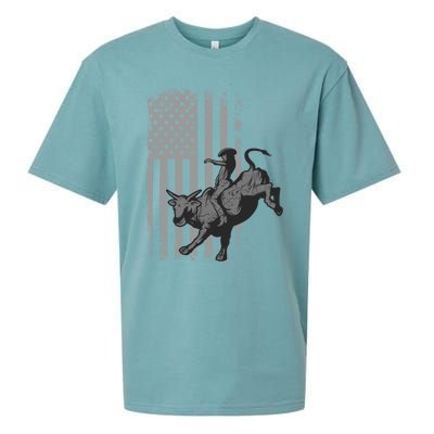 Vintage American Flag Bucking Bull Riding Patriotism Rodeo Gift Sueded Cloud Jersey T-Shirt