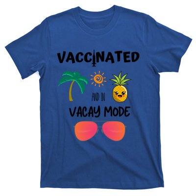 Vaccinated And In Vacay Mode Cute Gift T-Shirt