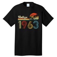 Vintage Birthday 1963 Retro Sunset Mom dad Gift 60th Birthday Tall T-Shirt