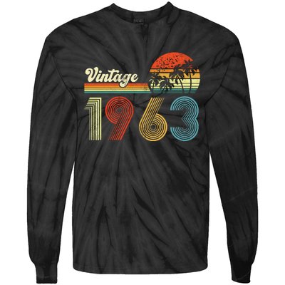 Vintage Birthday 1963 Retro Sunset Mom dad Gift 60th Birthday Tie-Dye Long Sleeve Shirt