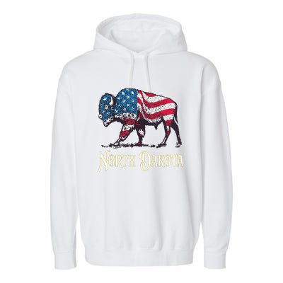 Vintage Buffalo American Flag Patriotic North Dakota Bison Garment-Dyed Fleece Hoodie