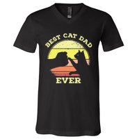 Vintage Best Cat Dad Ever Cat Daddy Gift V-Neck T-Shirt