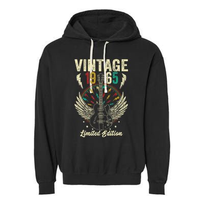 Vintage Born In 1965 60th Birthday Gifts 60 Years Old Guitar Gift Garment-Dyed Fleece Hoodie