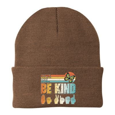 Vintage Be Kind Sign Langage Beanie