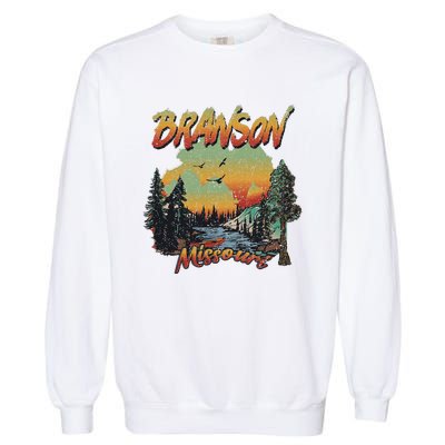 Vintage Branson Missouri Nature Mountain Hiking Souvenir Garment-Dyed Sweatshirt