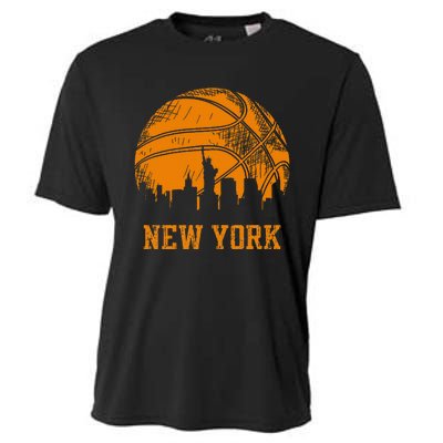 Vintage Basketball New York City Skyline Outfit Cooling Performance Crew T-Shirt