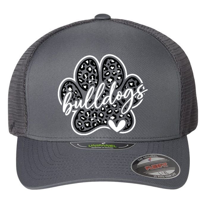 Vintage Bulldogs Team Pride School Spirit Back To School Flexfit Unipanel Trucker Cap