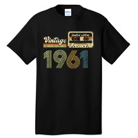 vintage cassette 1961 Retro Birthday 62nd Dad Birthday Gift Grandpa Birthday Tall T-Shirt