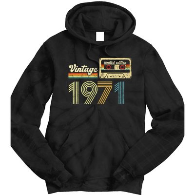 vintage cassette 1971 Retro Birthday 52nd Dad Birthday Gift Grandpa Birthday Tie Dye Hoodie