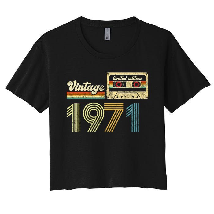 vintage cassette 1971 Retro Birthday 52nd Dad Birthday Gift Grandpa Birthday Women's Crop Top Tee