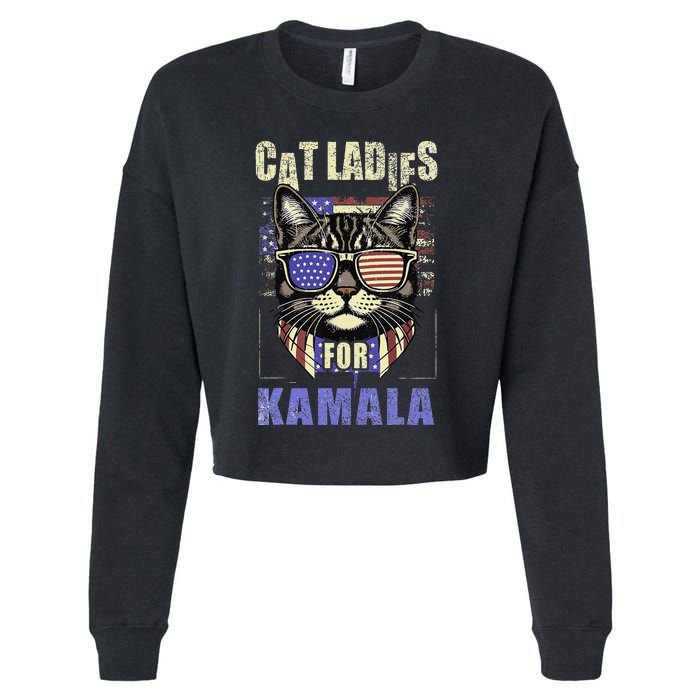 Vintage Childless Cat Ladies For Kamala Harris 2024 Election Cropped Pullover Crew