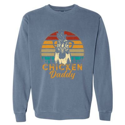 Vintage Chicken Daddy Chicken Dad Father Farmer Retro Garment-Dyed Sweatshirt