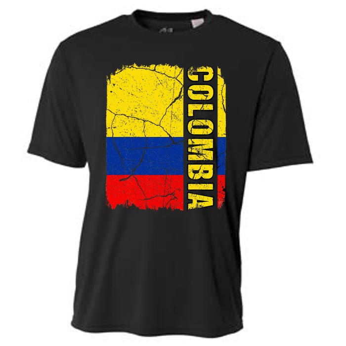 Vintage Colombian Flag Colombia Pride Roots Heritage Cooling Performance Crew T-Shirt