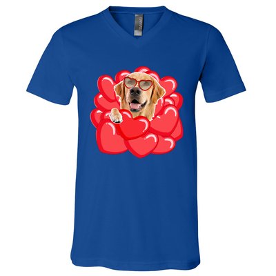 Valentines Cool Gift Dog Lover Golden Retriever Funny Gift Mom Couple Him Cute G V-Neck T-Shirt