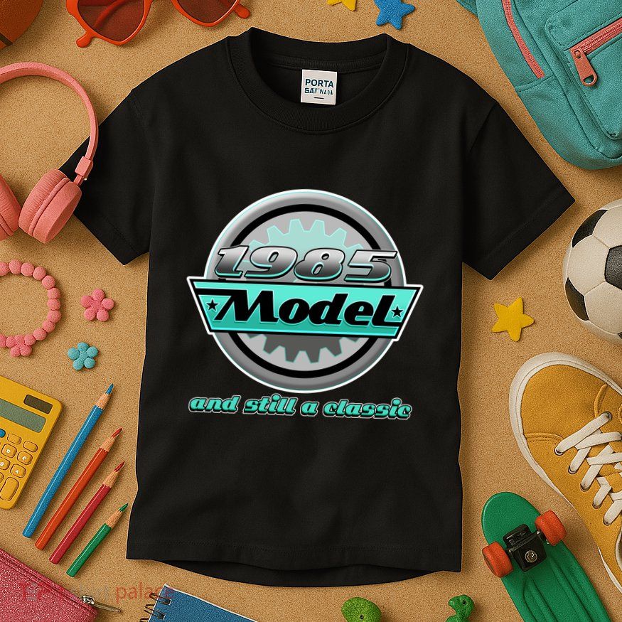 Vintage Car Gear 1985 Model And Still A Classic 40th Birthday Kids T-Shirt