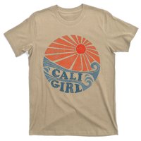 Vintage Cali Girl Retro Beach California Vacation Women T-Shirt