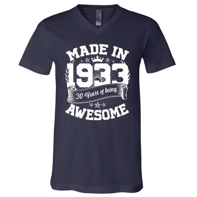 Vintage Crown Made In 1933 90 Years Of Being Awesome V-Neck T-Shirt