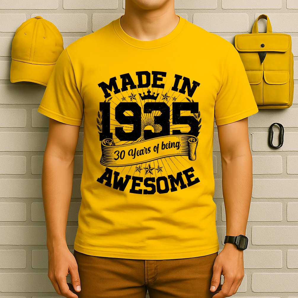 Vintage Crown Made In 1935 90 Years Of Being Awesome T-Shirt